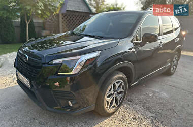 Внедорожник / Кроссовер Subaru Forester 2022 в Киеве