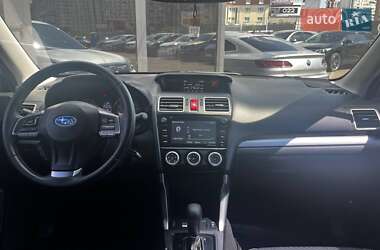 Внедорожник / Кроссовер Subaru Forester 2016 в 