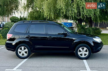 Внедорожник / Кроссовер Subaru Forester 2011 в 