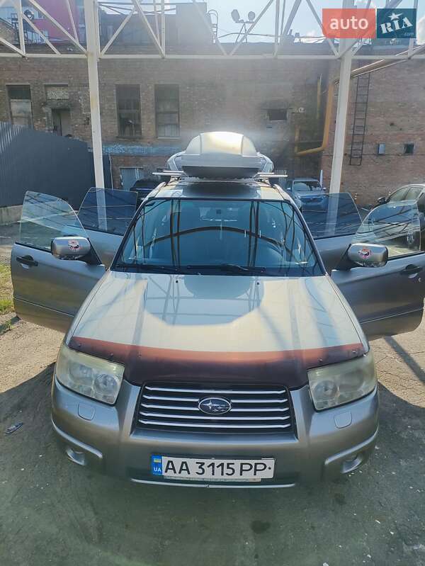 Внедорожник / Кроссовер Subaru Forester 2007 в Киеве
