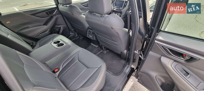 Внедорожник / Кроссовер Subaru Forester 2022 в Киеве