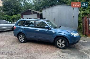 Внедорожник / Кроссовер Subaru Forester 2009 в 