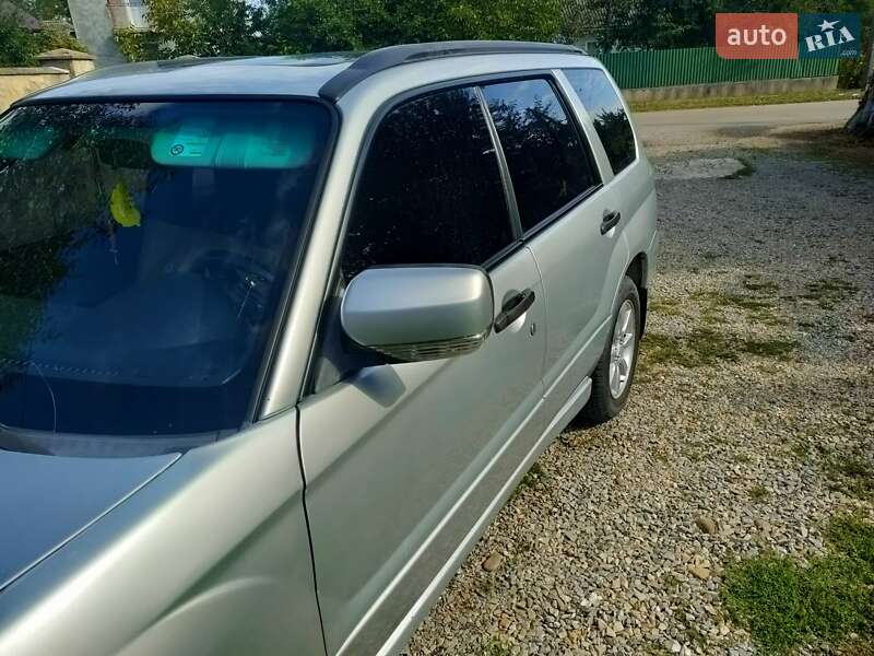Позашляховик / Кросовер Subaru Forester 2006 в Івано-Франківську