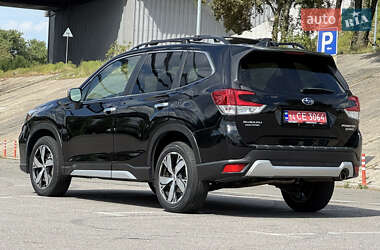 Внедорожник / Кроссовер Subaru Forester 2019 в 