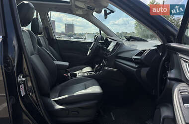 Внедорожник / Кроссовер Subaru Forester 2019 в 