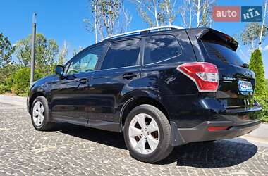 Внедорожник / Кроссовер Subaru Forester 2013 в 