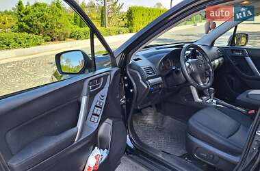 Внедорожник / Кроссовер Subaru Forester 2013 в 