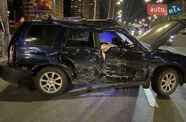 Внедорожник / Кроссовер Subaru Forester 2005 в 