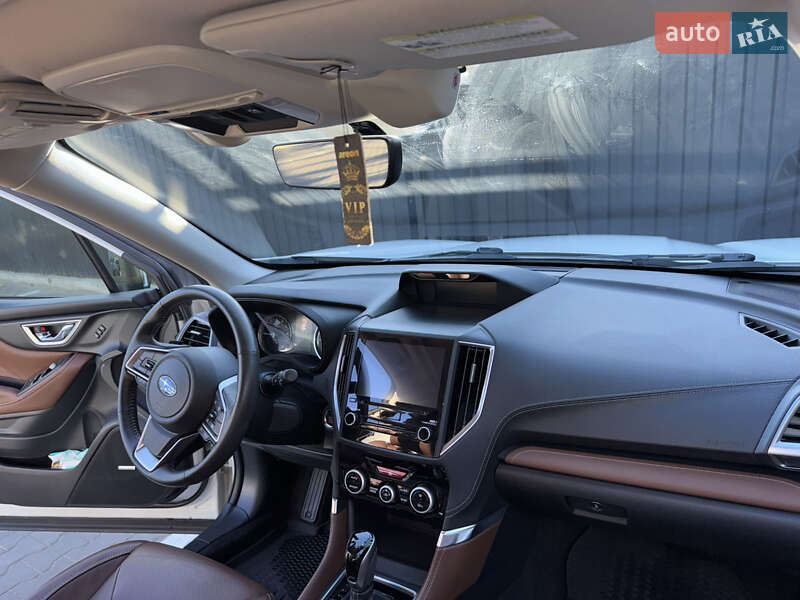 Позашляховик / Кросовер Subaru Forester 2020 в Києві