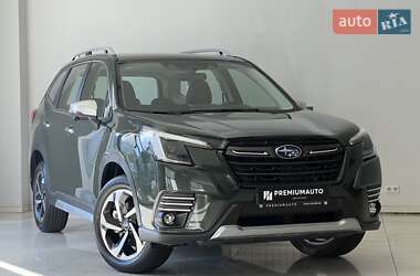 Внедорожник / Кроссовер Subaru Forester 2024 в Киеве