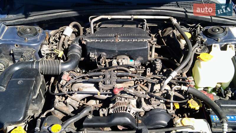 Позашляховик / Кросовер Subaru Forester 2004 в Києві