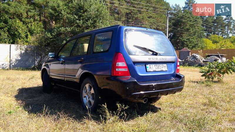 Позашляховик / Кросовер Subaru Forester 2004 в Києві
