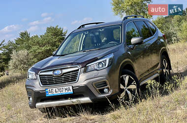 Позашляховик / Кросовер Subaru Forester 2019 в Дніпрі