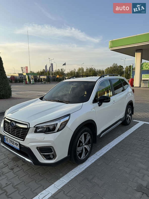 Внедорожник / Кроссовер Subaru Forester 2020 в 