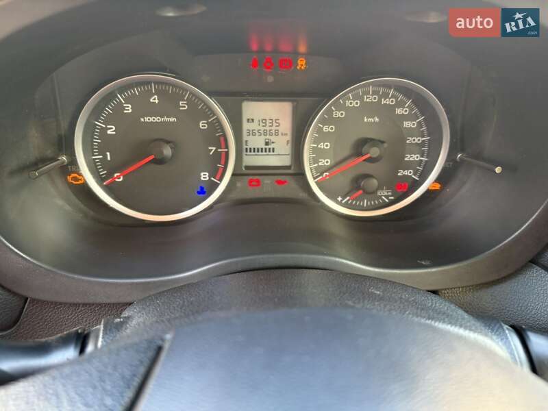 Внедорожник / Кроссовер Subaru Forester 2016 в Торчине