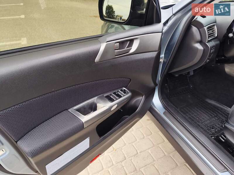 Внедорожник / Кроссовер Subaru Forester 2011 в Красилове