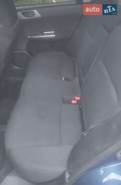 Внедорожник / Кроссовер Subaru Forester 2011 в 
