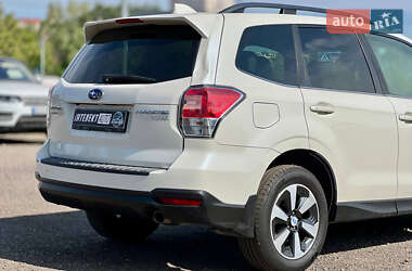 Внедорожник / Кроссовер Subaru Forester 2017 в 
