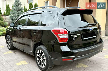Внедорожник / Кроссовер Subaru Forester 2014 в 