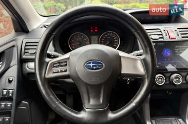 Внедорожник / Кроссовер Subaru Forester 2014 в 