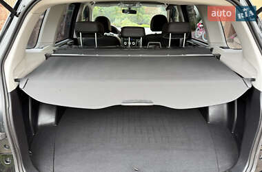 Внедорожник / Кроссовер Subaru Forester 2014 в 