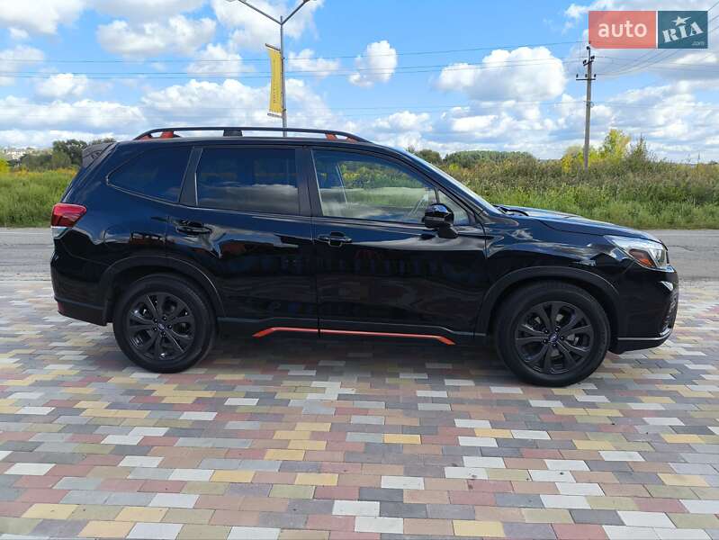 Внедорожник / Кроссовер Subaru Forester 2018 в Киеве