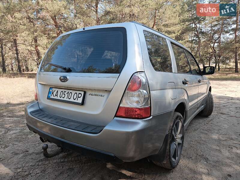 Внедорожник / Кроссовер Subaru Forester 2006 в Днепре