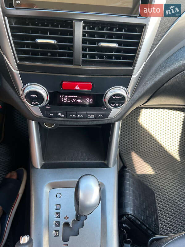 Внедорожник / Кроссовер Subaru Forester 2011 в Ивано-Франковске
