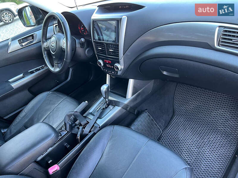 Внедорожник / Кроссовер Subaru Forester 2011 в Ивано-Франковске