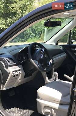 Внедорожник / Кроссовер Subaru Forester 2014 в 