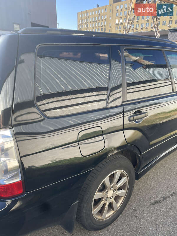 Внедорожник / Кроссовер Subaru Forester 2005 в Киеве