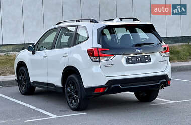 Внедорожник / Кроссовер Subaru Forester 2023 в 