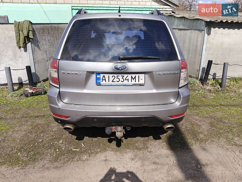 Внедорожник / Кроссовер Subaru Forester 2008 в 