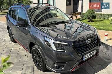 Внедорожник / Кроссовер Subaru Forester 2023 в 