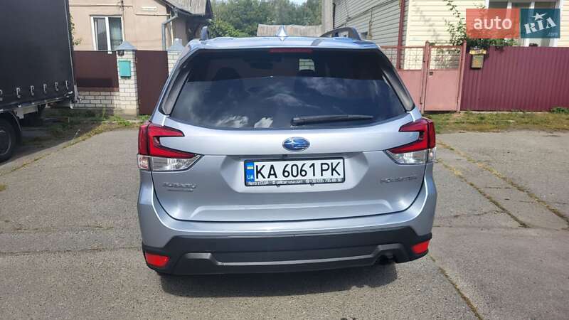 Внедорожник / Кроссовер Subaru Forester 2019 в Киеве
