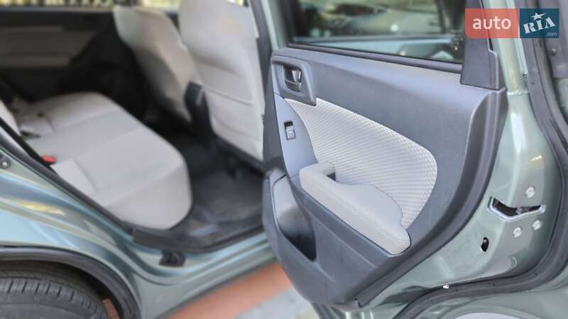 Внедорожник / Кроссовер Subaru Forester 2016 в Киеве
