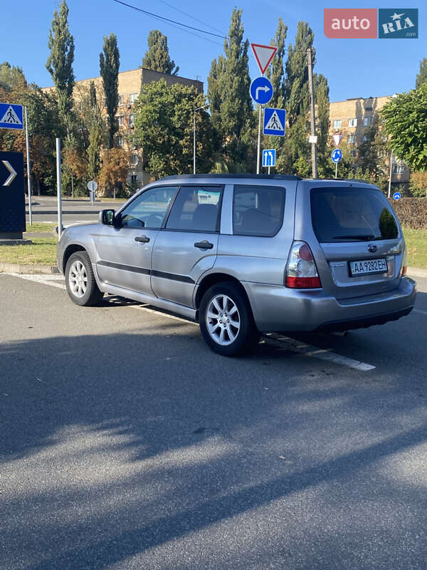Внедорожник / Кроссовер Subaru Forester 2007 в Киеве