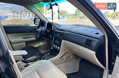 Внедорожник / Кроссовер Subaru Forester 2006 в 