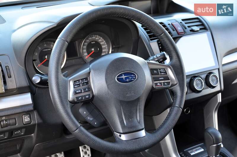 Внедорожник / Кроссовер Subaru Forester 2014 в Киеве