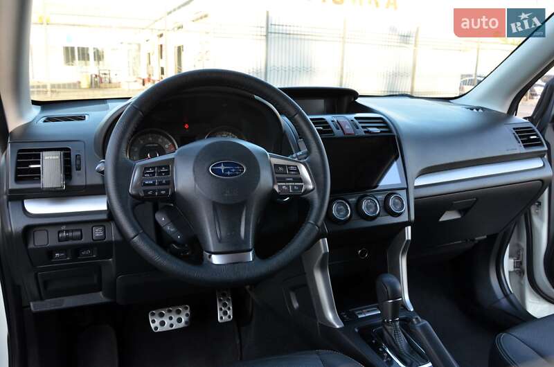 Внедорожник / Кроссовер Subaru Forester 2014 в Киеве