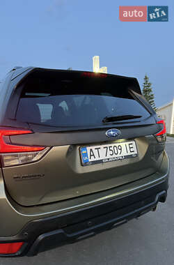 Внедорожник / Кроссовер Subaru Forester 2022 в 