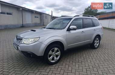 Позашляховик / Кросовер Subaru Forester 2011 в Мукачевому