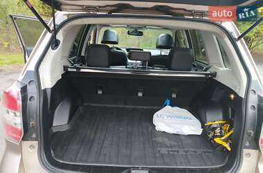 Внедорожник / Кроссовер Subaru Forester 2015 в 