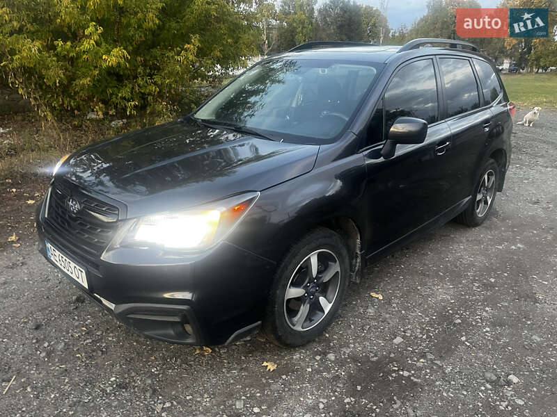 Внедорожник / Кроссовер Subaru Forester 2016 в Юрьевке
