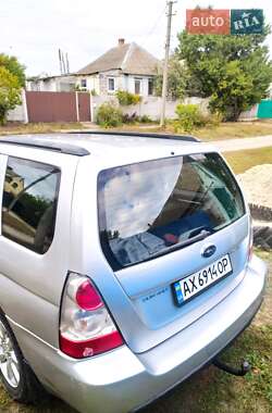 Внедорожник / Кроссовер Subaru Forester 2006 в 