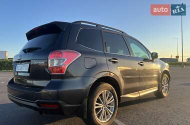 Внедорожник / Кроссовер Subaru Forester 2015 в 