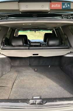 Внедорожник / Кроссовер Subaru Forester 2003 в 