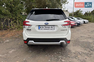 Внедорожник / Кроссовер Subaru Forester 2019 в 