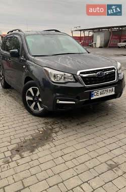 Позашляховик / Кросовер Subaru Forester 2017 в Чернівцях