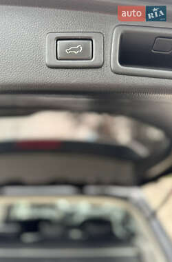 Внедорожник / Кроссовер Subaru Forester 2013 в 